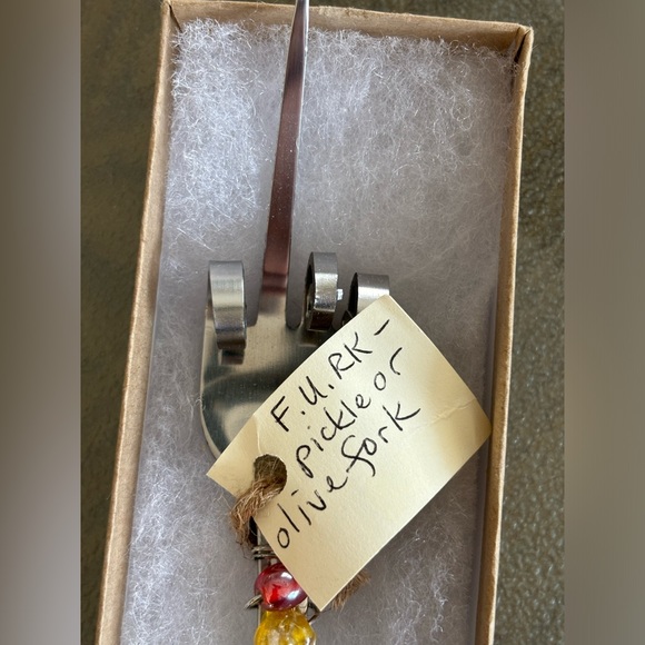 Pickle/Olive Fork w/beaded wire art handle, handmade by Joan’s Gems in MD, NWT - Picture 2 of 4
